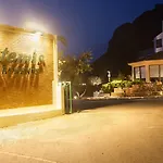 Artemis Village & Stavrós
