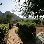 Artemis Village & 4* Stavrós