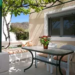 Artemis Village & Apartmanhotel