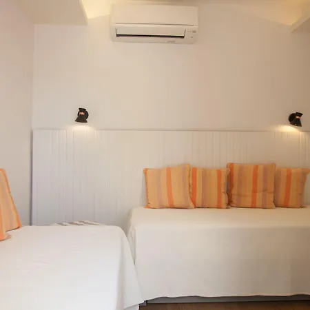 Artemis Village & 4*
