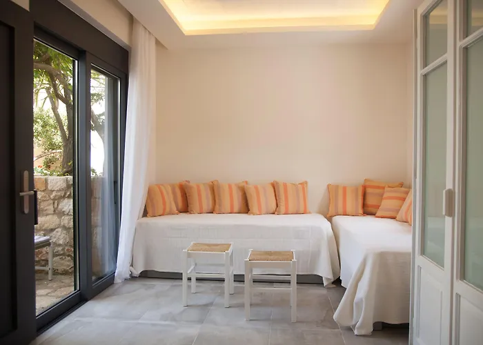 Artemis Village & Apart Otel 4*