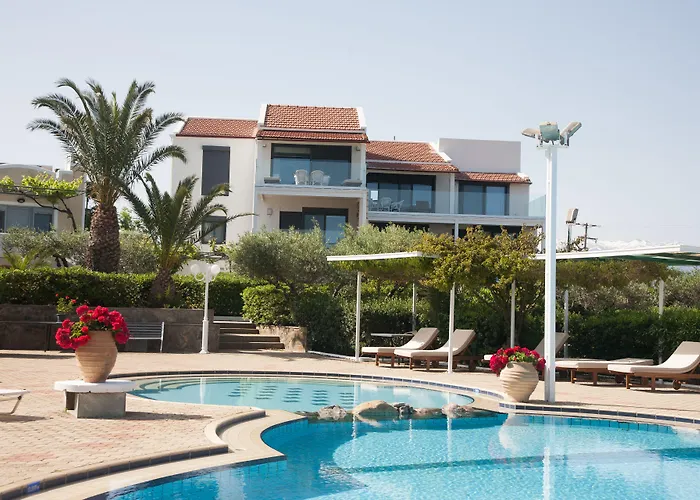 Apart Otel Artemis Village & 4*