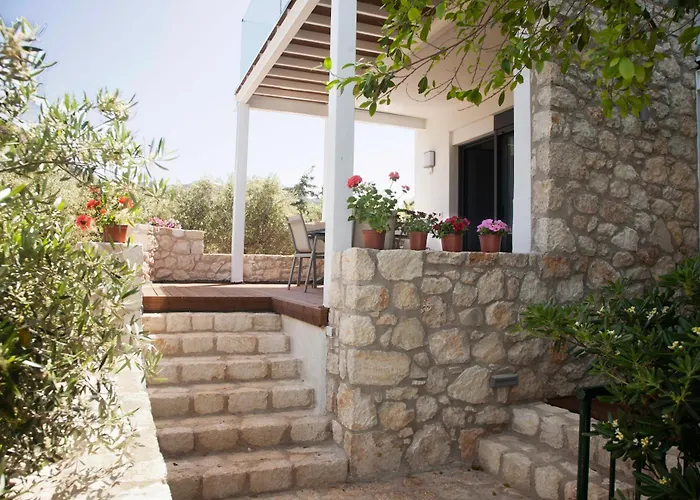 Artemis Village & Apart Otel